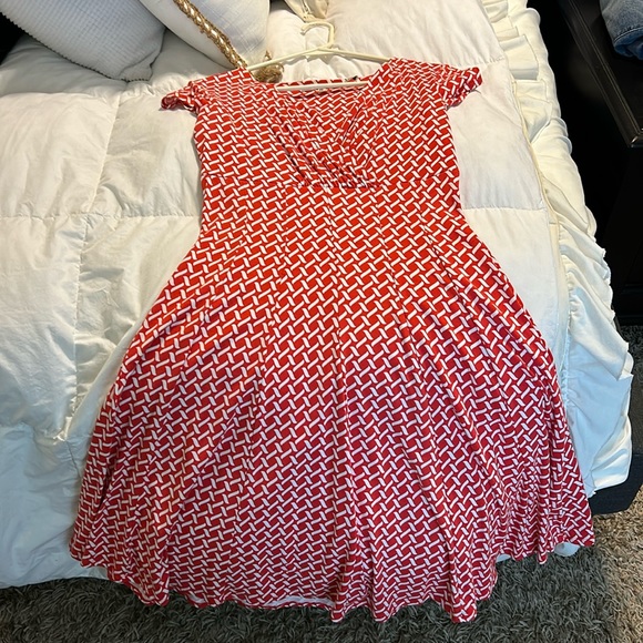 Sade fit and flare woman’s dress size 2 - Picture 4 of 5